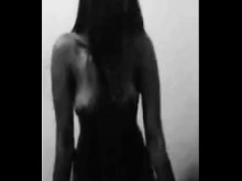 mujer cuerno