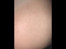 Follando a la esposa del mejor amigo mientras se ducha