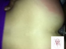 Esclava sumisa de la BBC QoS usada en ambos extremos lamiendo el coño mientras se la pasan por el culo