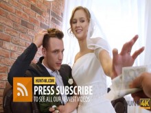 Hunt4k. Amigo recibe el máximo placer de visitar a Buddy y su novia