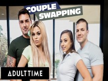 ¡Intercambio completo de parejas calientes por CUARTO INTERRACIAL!