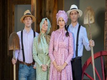 Amish StepMoms Pristine Edge y Penny Barber convencen a sus hijastros de permanecer religiosos - MomSwap