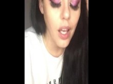 Te muestro mis instantáneas con otros chicos y luego te corro.