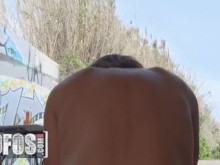 Mofos - La morena tetona Sheila Ortega gana el juego del ring y obtiene la gran polla de Jordi como recompensa
