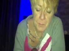 La abuela británica le da una gran cabeza a la BBC