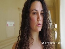 Esposa rompe voto matrimonial y es infiel con el amigo de su marido