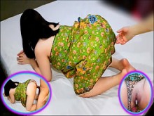 Chica tailandesa eyaculada mientras lleva un pareo