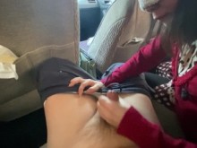 La madura anhelaba que la follara duro, pero no podía ponerse duro así que le hizo una mamada loca