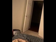 Happy CUMSLUT Twerks culo gordo goteando semen.
