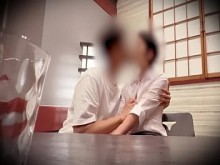 [Resultado de ligar con una oficinista que tiene novio] ¡Castigo por engañar a una mujer! Creampie mientras digo "¡No por dentro...!" ｜ Al final, dejo escapar "¡Realmente apesta!"