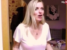 Esposa pilla a su marido follándose a su amiga y se une - MyDirtyHobby