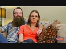Los swingers usan disfraces para darle vida a su relación