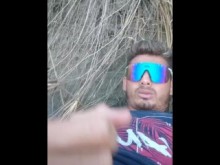 Hombre hetero latino masturbándose rico en la orilla del mar y se corre bastante | 2da Parte