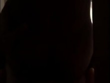 Rabuda entregándoselo a su dotado macho