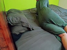La madrastra asiática se joda por sorpresa inesperada.