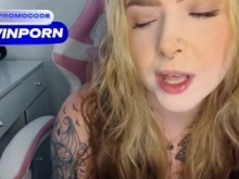 Joi humillando el maíz y haciendo bragas