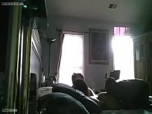 Mi esposa Patrice nuevamente con un tercer tipo mientras estoy fuera, atrapada en Spy Cam.