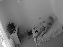 Atrapado a mi novia engañándome