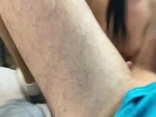 Hijastra chupando la gran polla