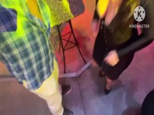 Grandes tetas en la fiesta