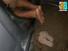 Director Bahiano, su esposa My Little Bitch - Tomé la hotwife para ser follada en el estacionamiento por varios hombres. Aficionado perseguido en Salvador con casado dando bocina a su esposo