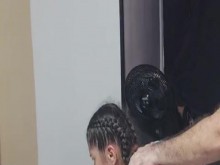 Pecho travieso con hijastro follándome estilo perrito