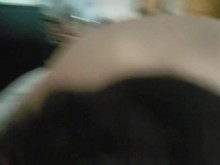 Pareja real casera morena swinger esposa chupa una polla gruesa! MILF!  ¡ESPOSA CALIENTE! ¡CAB!