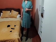 Mi bella esposa se viste eróticamente para ir a trabajar, verdadero marido cornudo