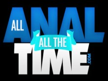 Todo anal todo el tiempo Haley le dice a su novio ¡Mírala follar!