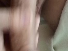 Solo en mi cuarto haciendo un delicioso masaje en la noche