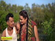 Bengalí hermosa esposa del pueblo sexo infiel! No le digas a mi marido