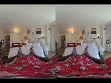 LA ESPOSA CALIENTE RIO BLAZE TOMA LA BBC DE SHAUNDAM EN 3D VR