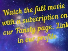 Corrida en la polla de su amante y lamió todo el semen.