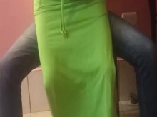 Bailando seduciendo y jugando con el amigo mejor amigo de mi esposo