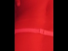 El amigo del marido me comió sin condón y eyaculó dentro de mi coño