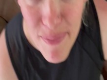 Mi esposa se burla de su compañero de trabajo