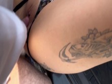 FILA DE DESCONOCIDOS SE COGEN A MI ESPOSA EN LA CALLE