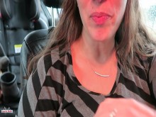 Car Confessions - Episodio 20 - ¡Fui a una fiesta en casa con temática de lencería y tomé una polla ENORME!