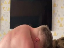 ME ENCANTA que me follen duro y estilo perrito mientras digo que quiero creampies de otros hombres