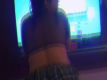 Colegiala mamá verga de su amigo