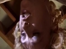 Tetas Naturales Peludas Rubia MILF Swinger Y Una Corrida