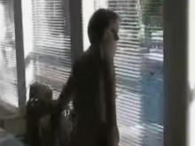 Cyber ​​Granny Cam solo en casa