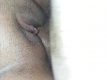 esposa puta viendo porno corriéndose mucho viendo porno, sufre en la polla del cornudo sin parar????????????