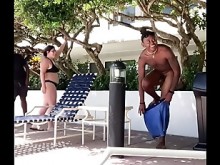 Swingers blancos en Miami nos pagan a mi abuelo y a mí para que dejemos que su esposa nos chupe las pollas negras